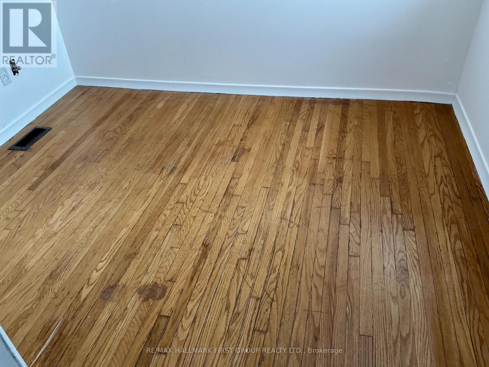 1 - 361 Linden Street, Oshawa (Donevan), Ontario  L1H 6R6 - Photo 5 - E12818502