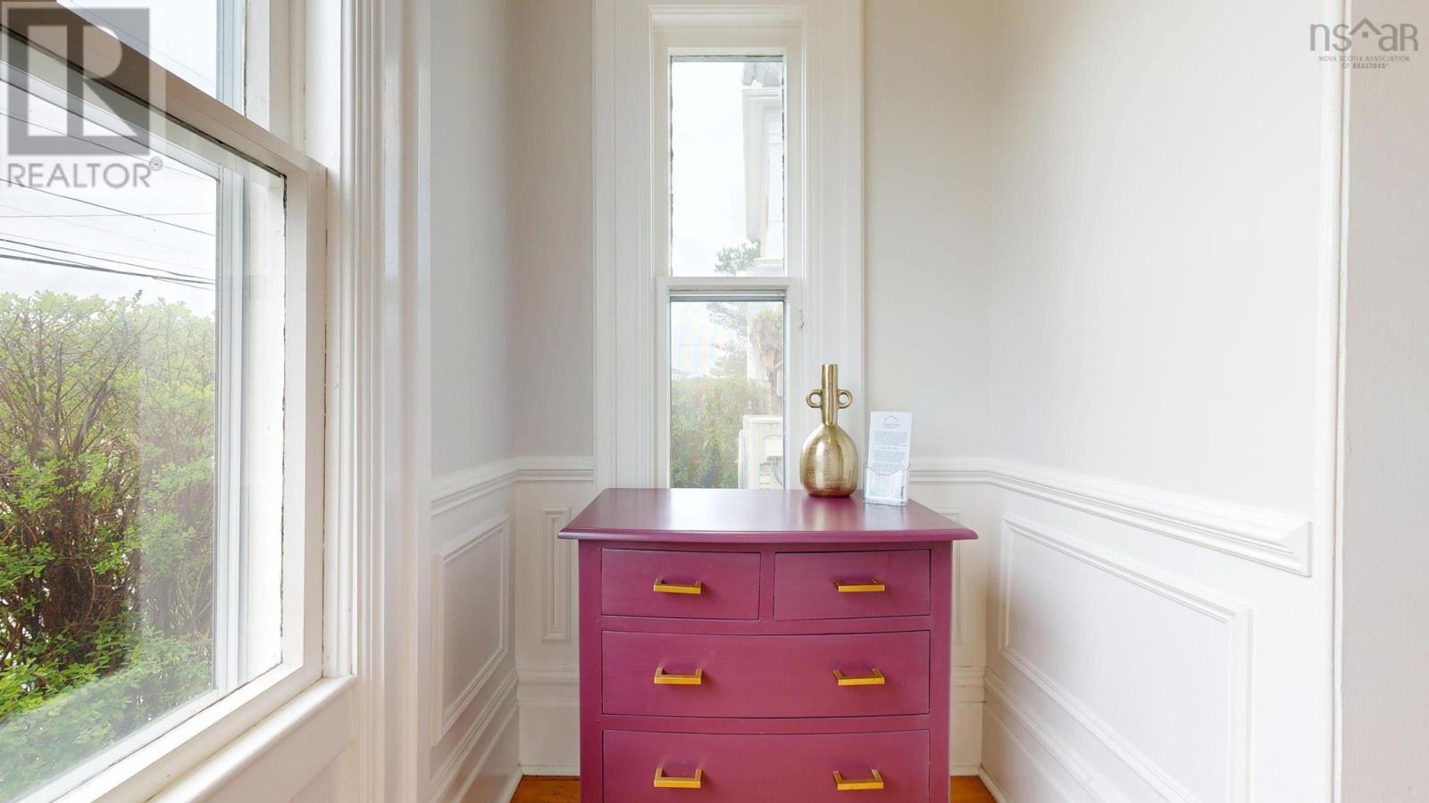 558 Main Street, Mahone Bay, Nova Scotia  B0J 2E0 - Photo 8 - 202600921