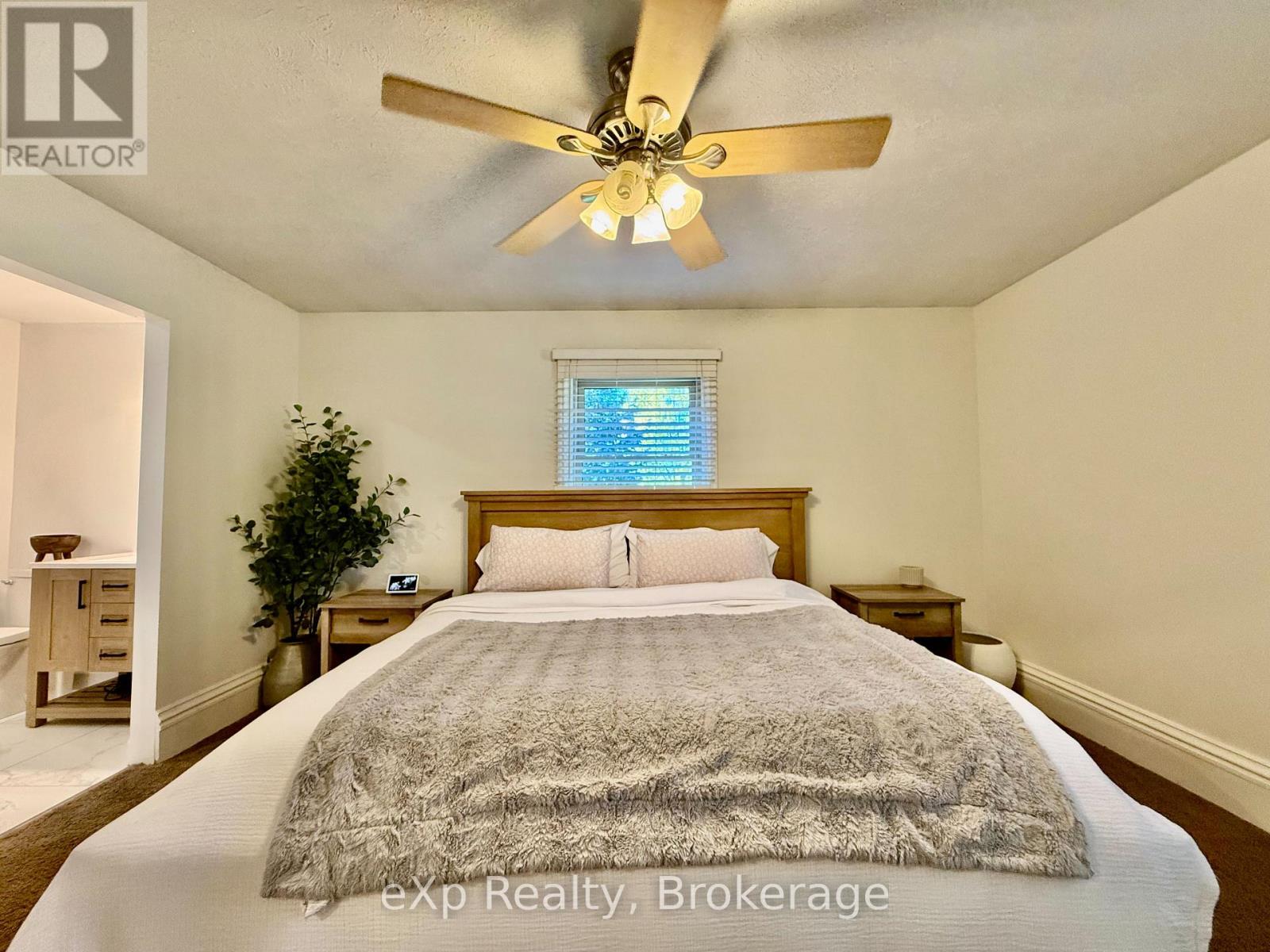 217 Thomas Street, Brockton, Ontario  N0G 2V0 - Photo 13 - X12818312