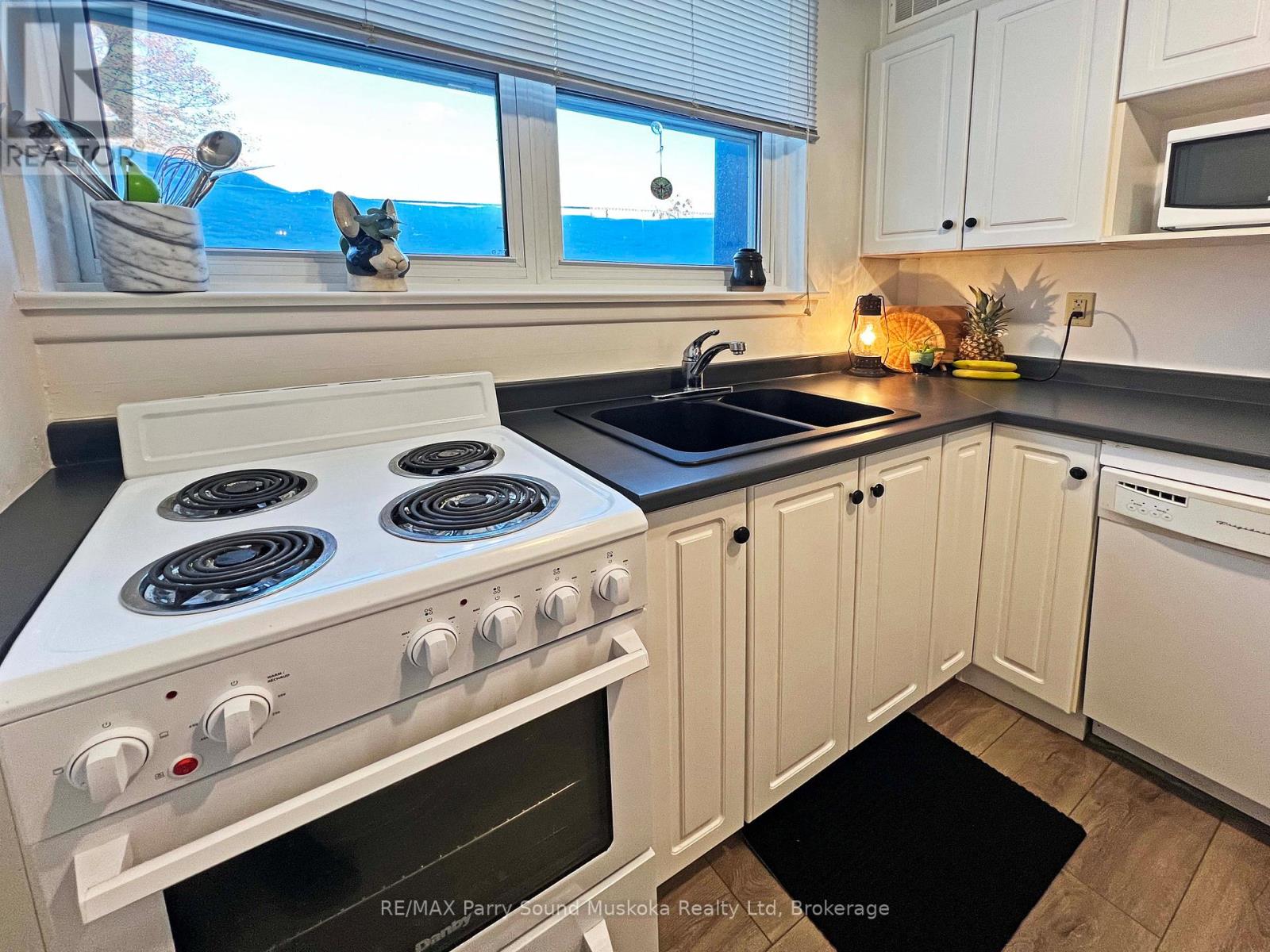 4 - 118 Isabella Street, Parry Sound, Ontario  P2A 1N1 - Photo 13 - X12818316