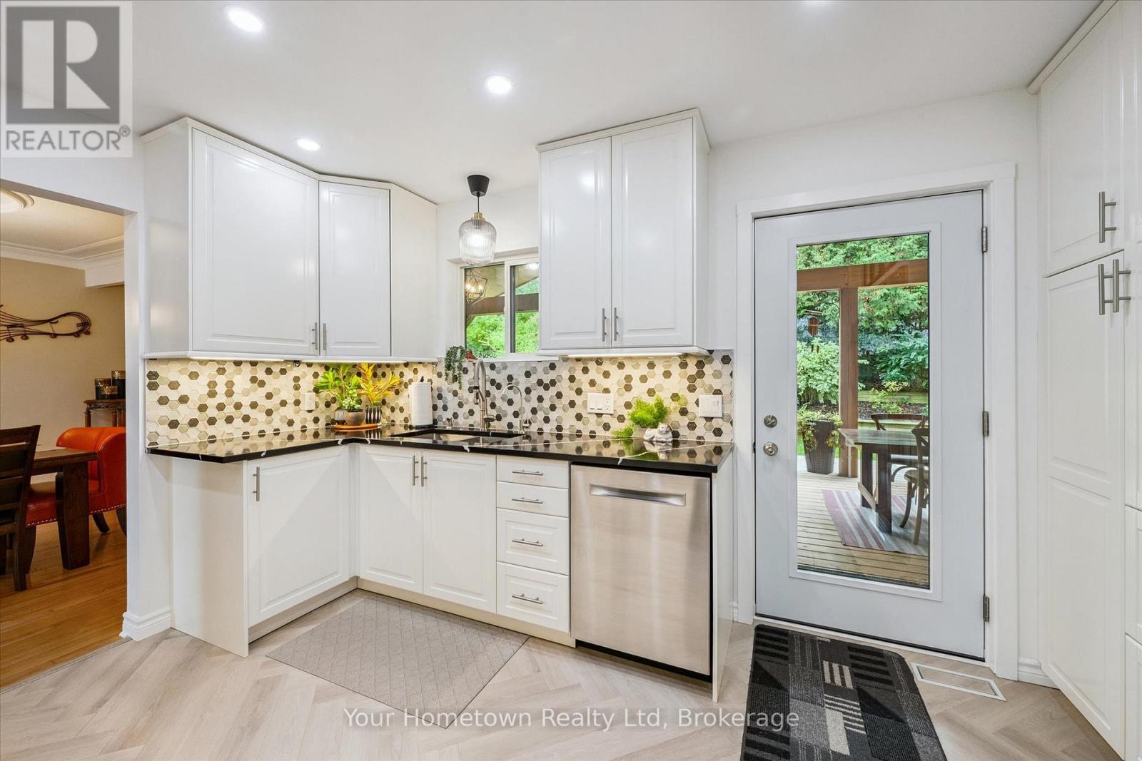 57 Water Street E, Centre Wellington, Ontario  N0B 1S0 - Photo 13 - X12818346