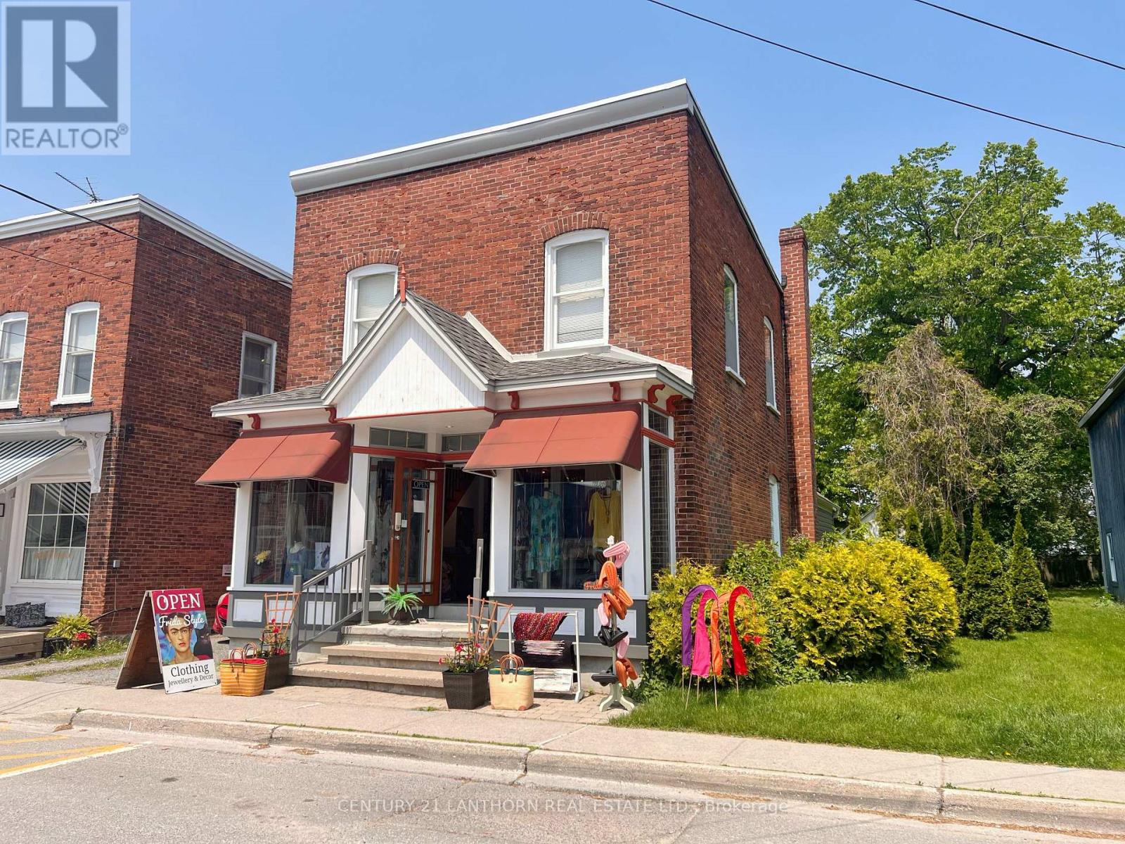 282 Bloomfield Main Street, Prince Edward County (Bloomfield Ward), Ontario  K0K 1G0 - Photo 2 - X12818458