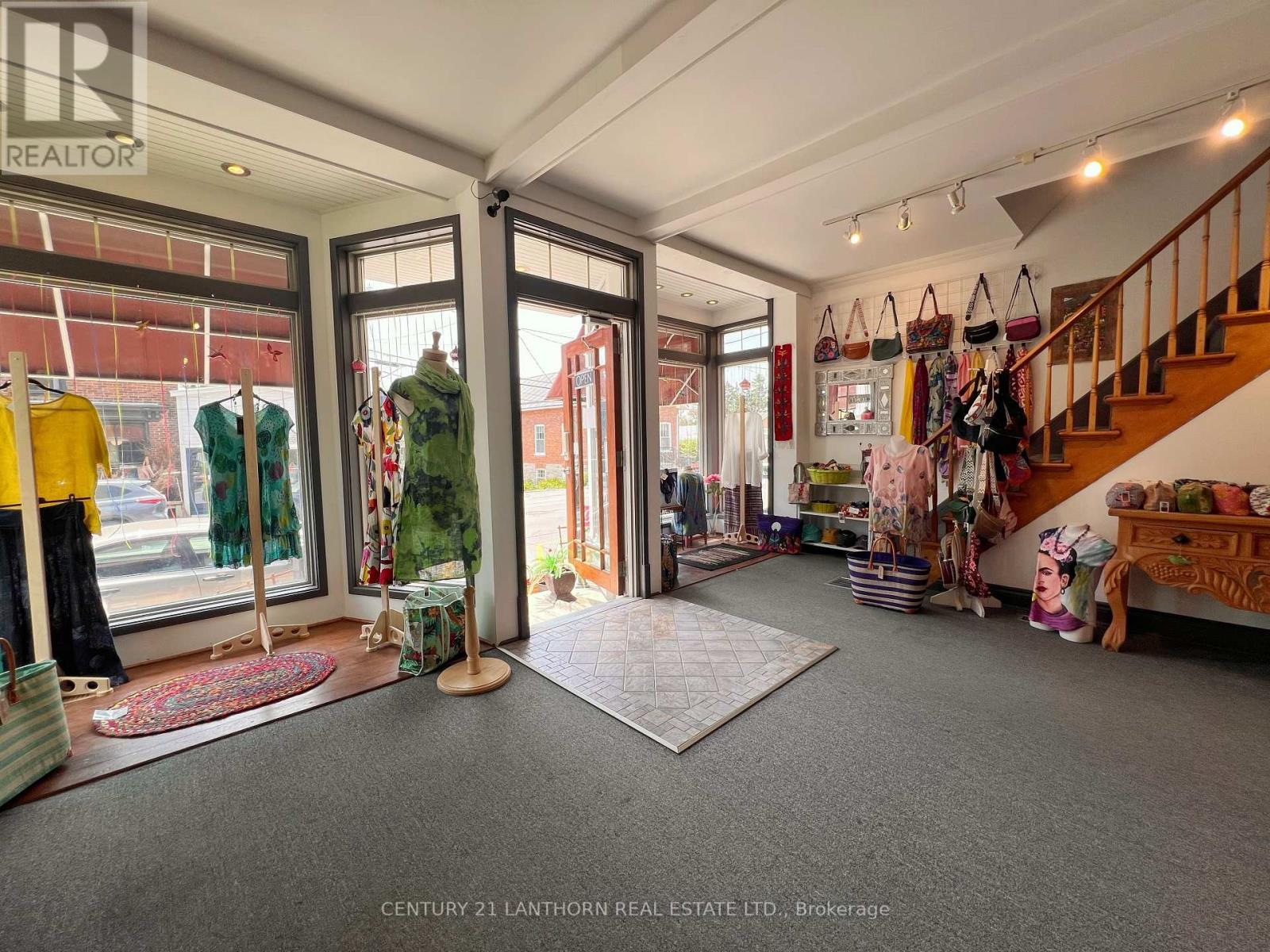 282 Bloomfield Main Street, Prince Edward County (Bloomfield Ward), Ontario  K0K 1G0 - Photo 4 - X12818458