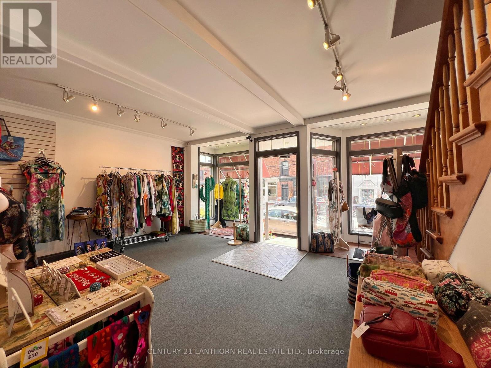 282 Bloomfield Main Street, Prince Edward County (Bloomfield Ward), Ontario  K0K 1G0 - Photo 5 - X12818458