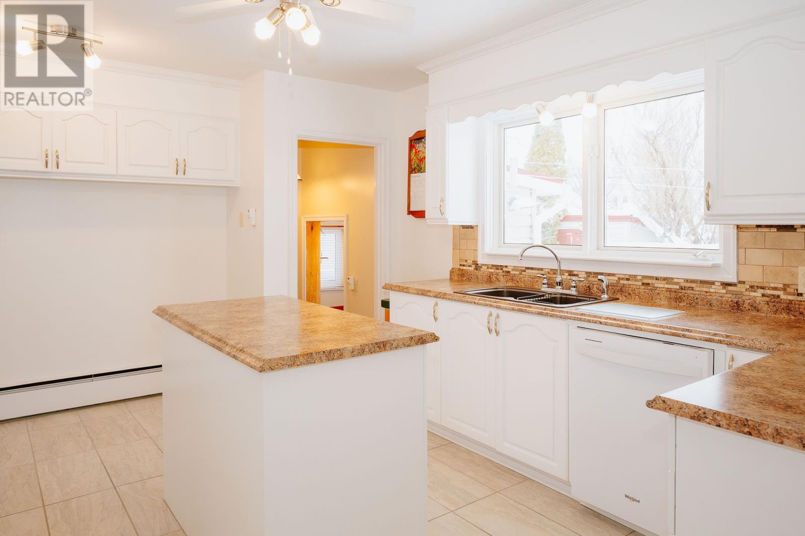 258 Elizabeth Drive, Gander, Newfoundland & Labrador  A1V 1J4 - Photo 11 - 1294735