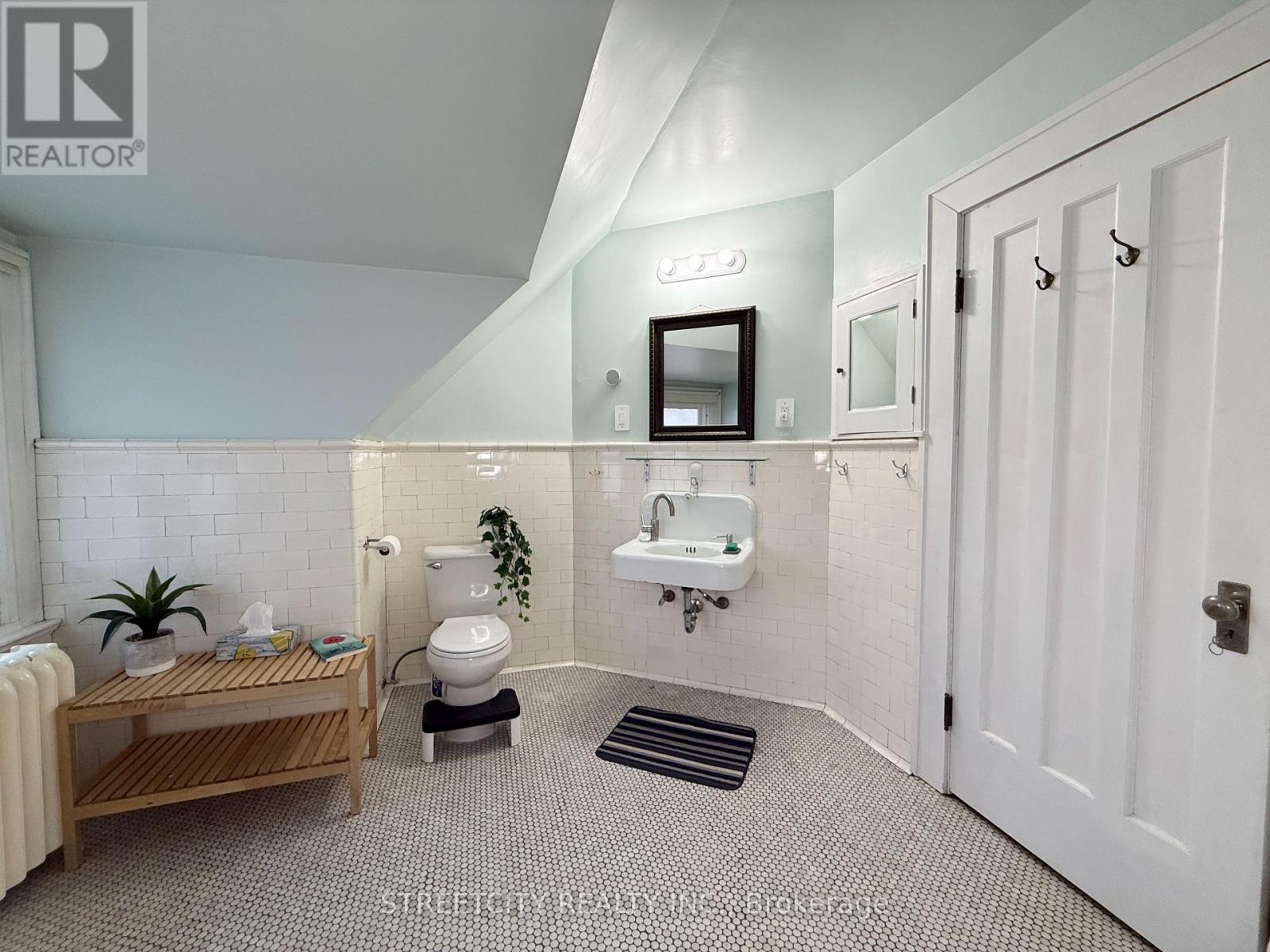 326 Vidal Street N, Sarnia, Ontario  N7T 5Y6 - Photo 25 - X12818228