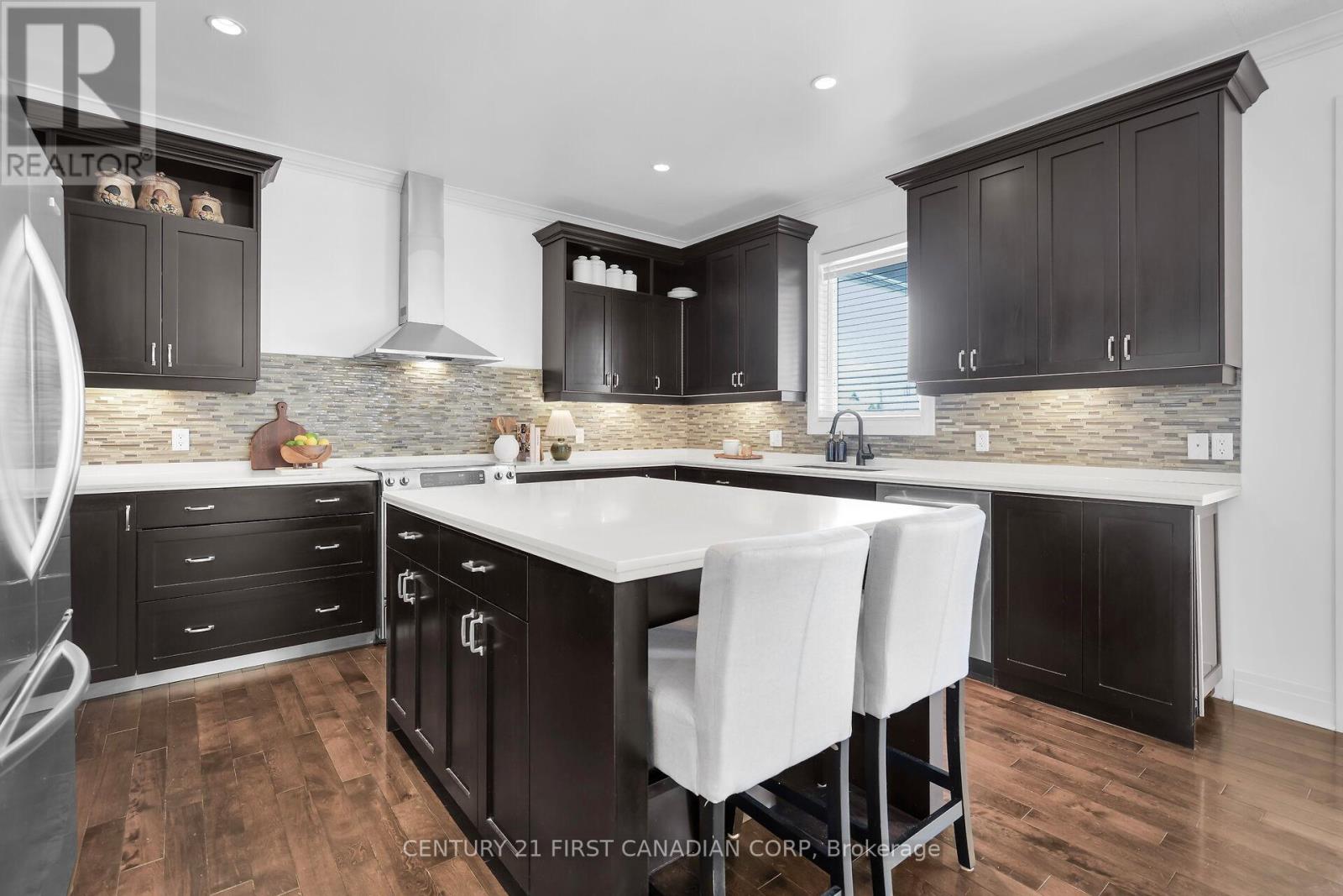 134 Staffordshire Court, London North, Ontario  N6H 0B9 - Photo 11 - X12818328