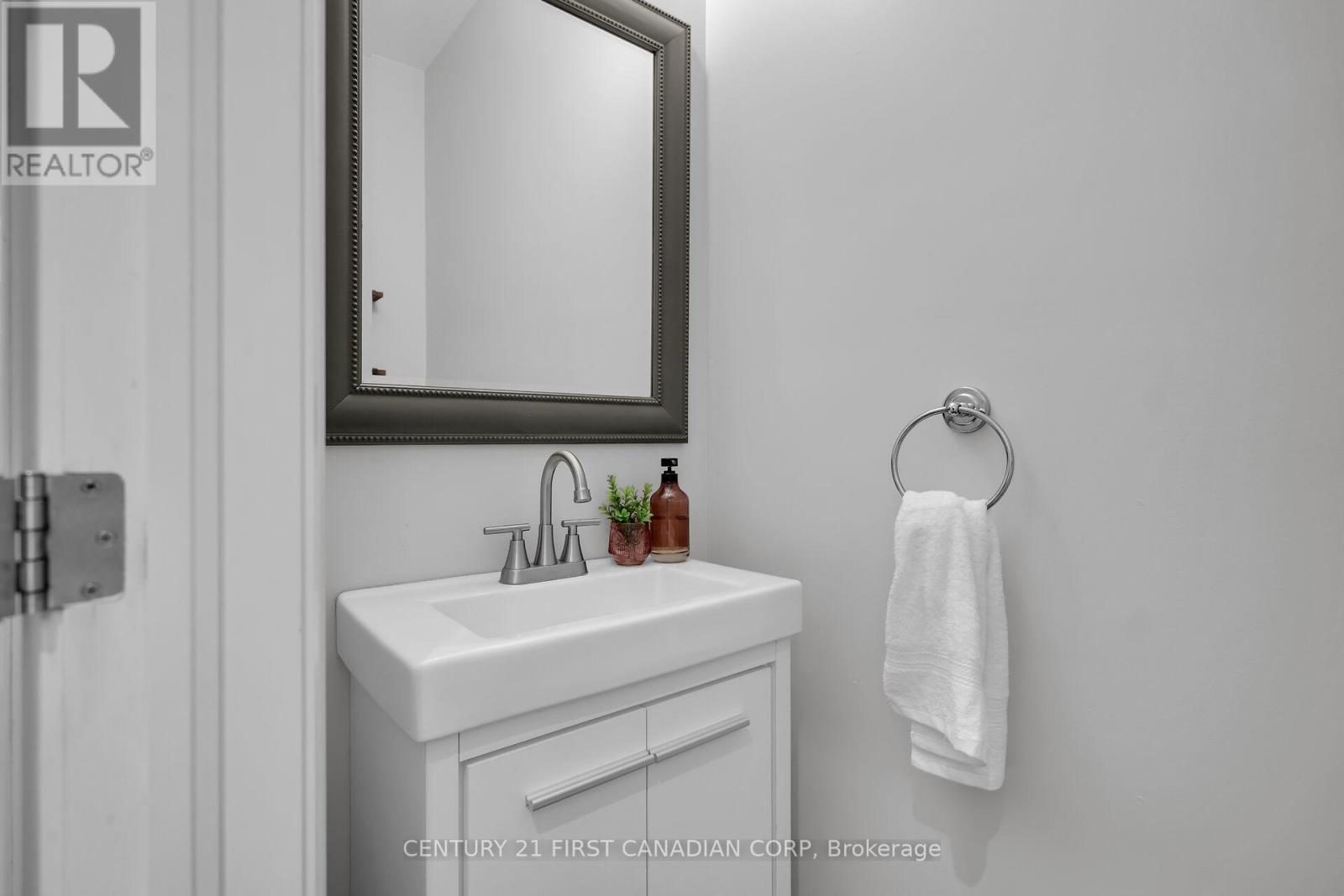 134 Staffordshire Court, London North, Ontario  N6H 0B9 - Photo 13 - X12818328