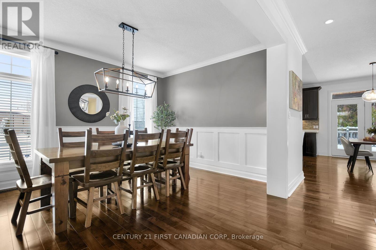 134 Staffordshire Court, London North, Ontario  N6H 0B9 - Photo 5 - X12818328