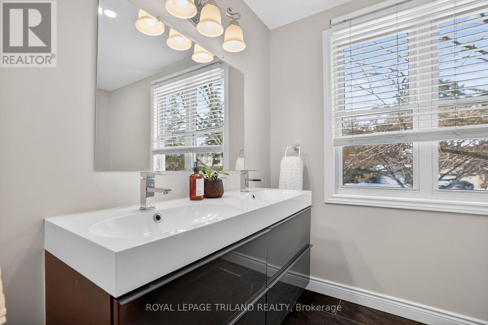 88 Salem Court, London South, Ontario  N6K 1S9 - Photo 10 - X12818350