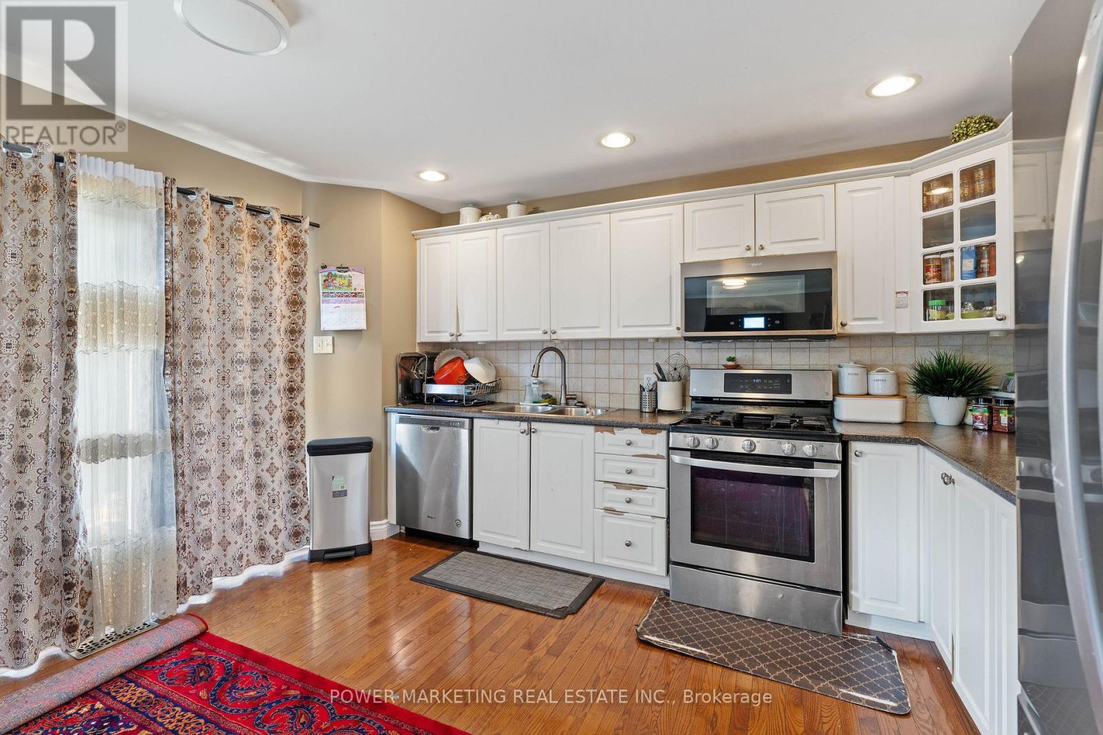 2316 Longwater Street, Ottawa, Ontario  K1W 1K7 - Photo 10 - X12818246