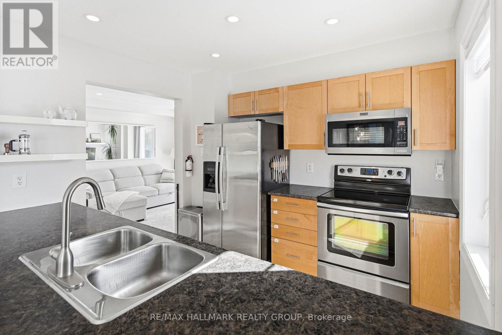 501 Sedgebrook Way, Ottawa, Ontario K2S 0M3 - Photo 22 - X12818388