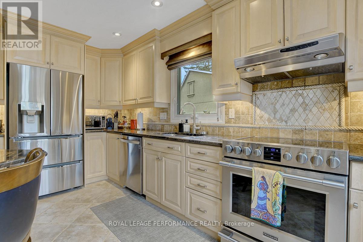 6255 Fortune Drive, Ottawa, Ontario  K1C 2B7 - Photo 11 - X12818494