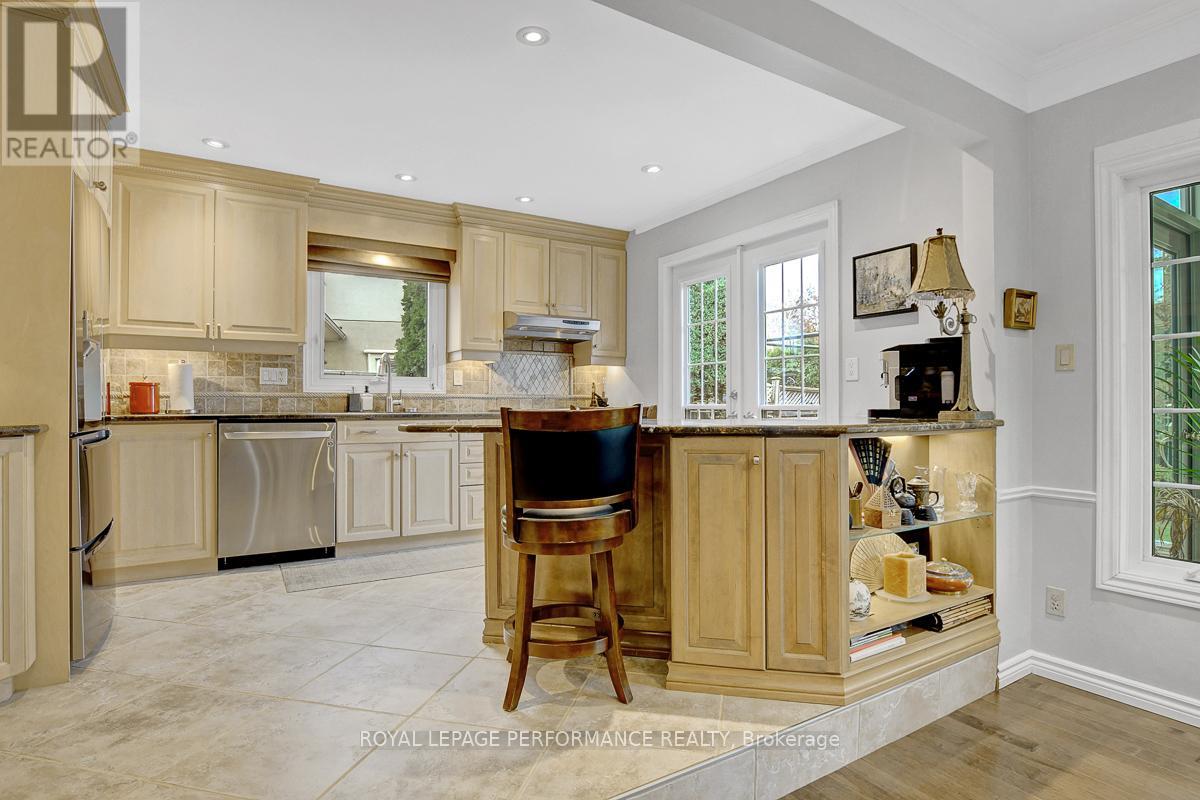 6255 Fortune Drive, Ottawa, Ontario  K1C 2B7 - Photo 9 - X12818494