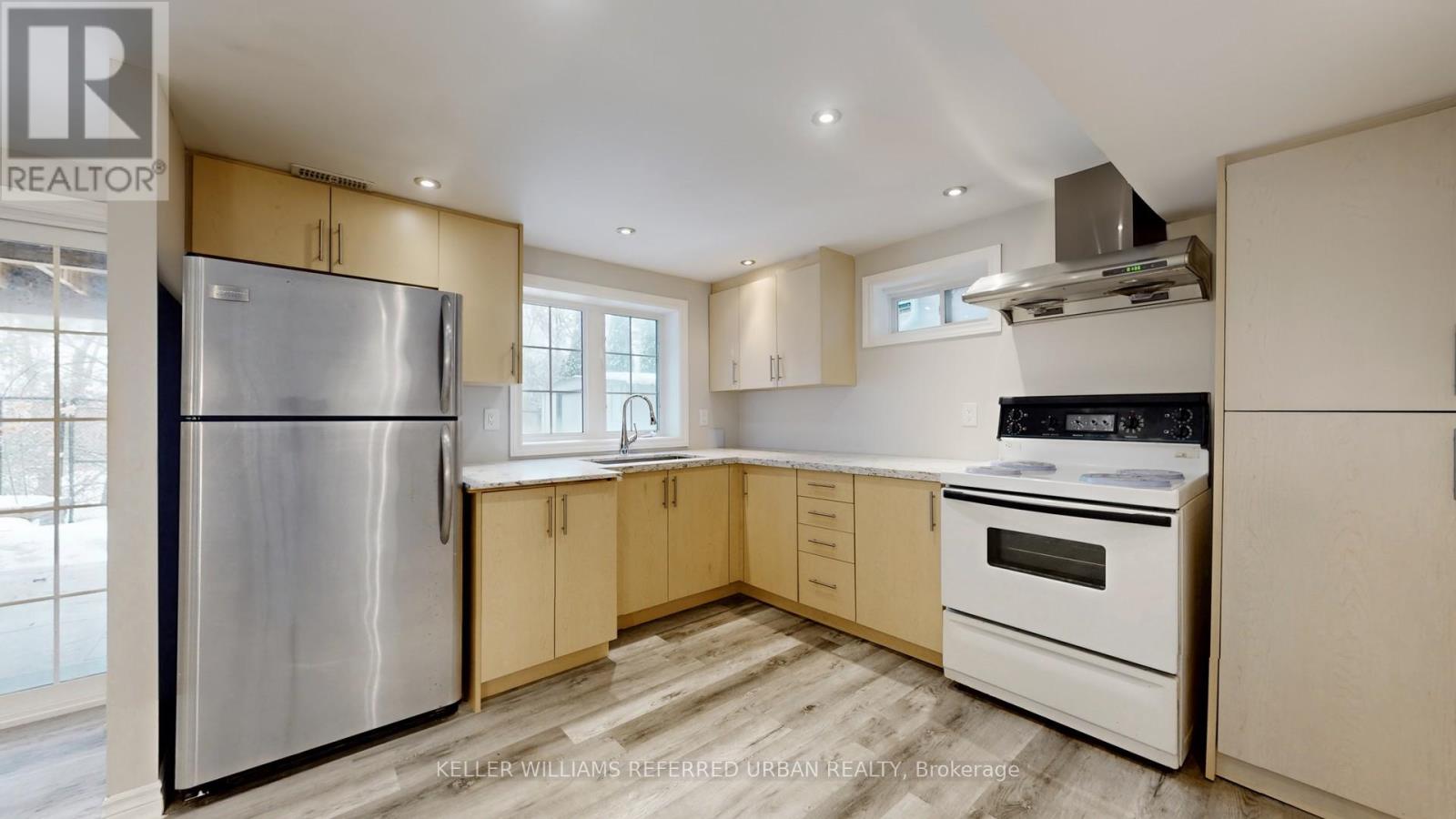 85 Decourcy-Ireland Circle, Ajax, Ontario  L1T 0K6 - Photo 32 - E12817104