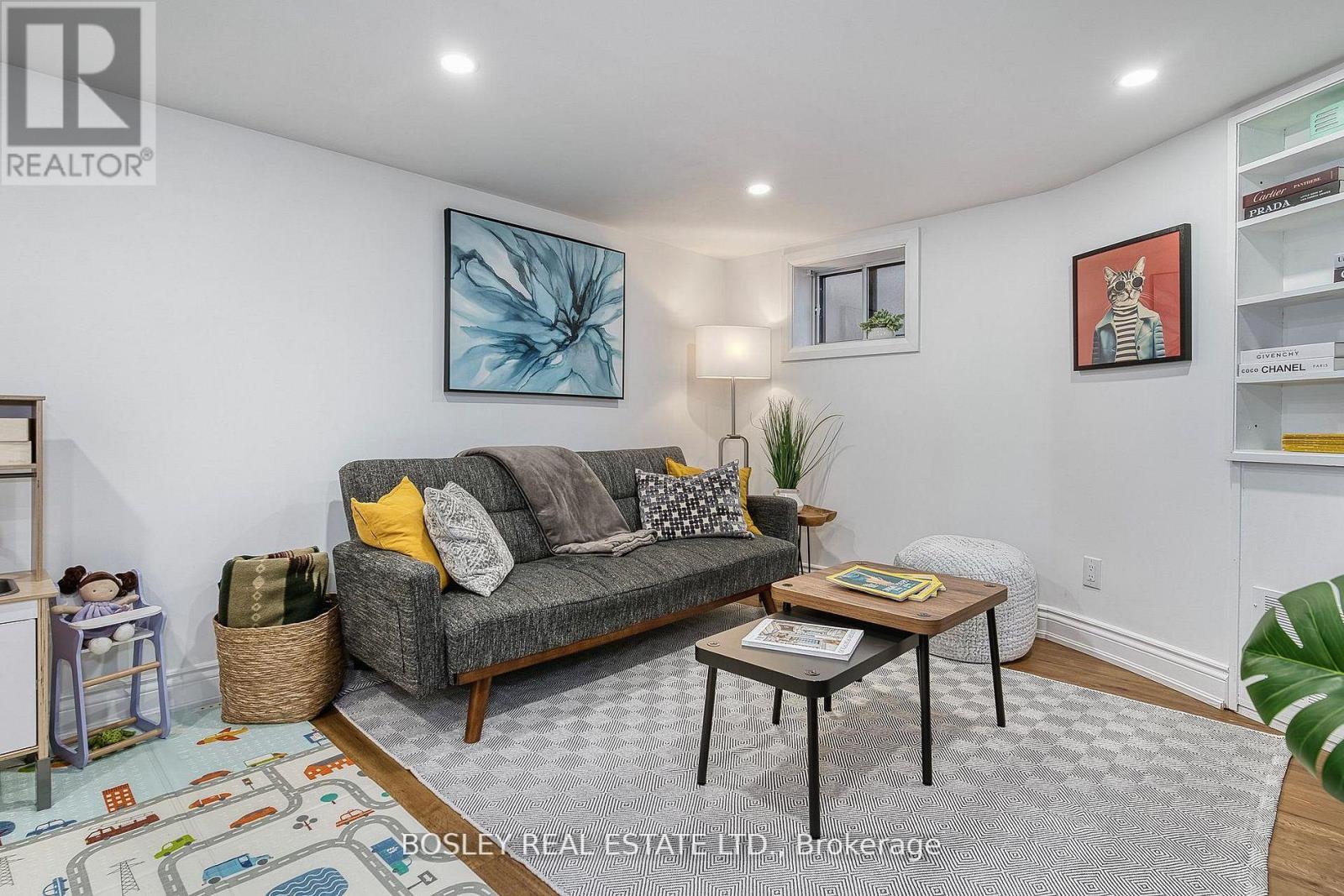 29 Patika Avenue, Toronto, Ontario  M9N 2E7 - Photo 35 - W12815804