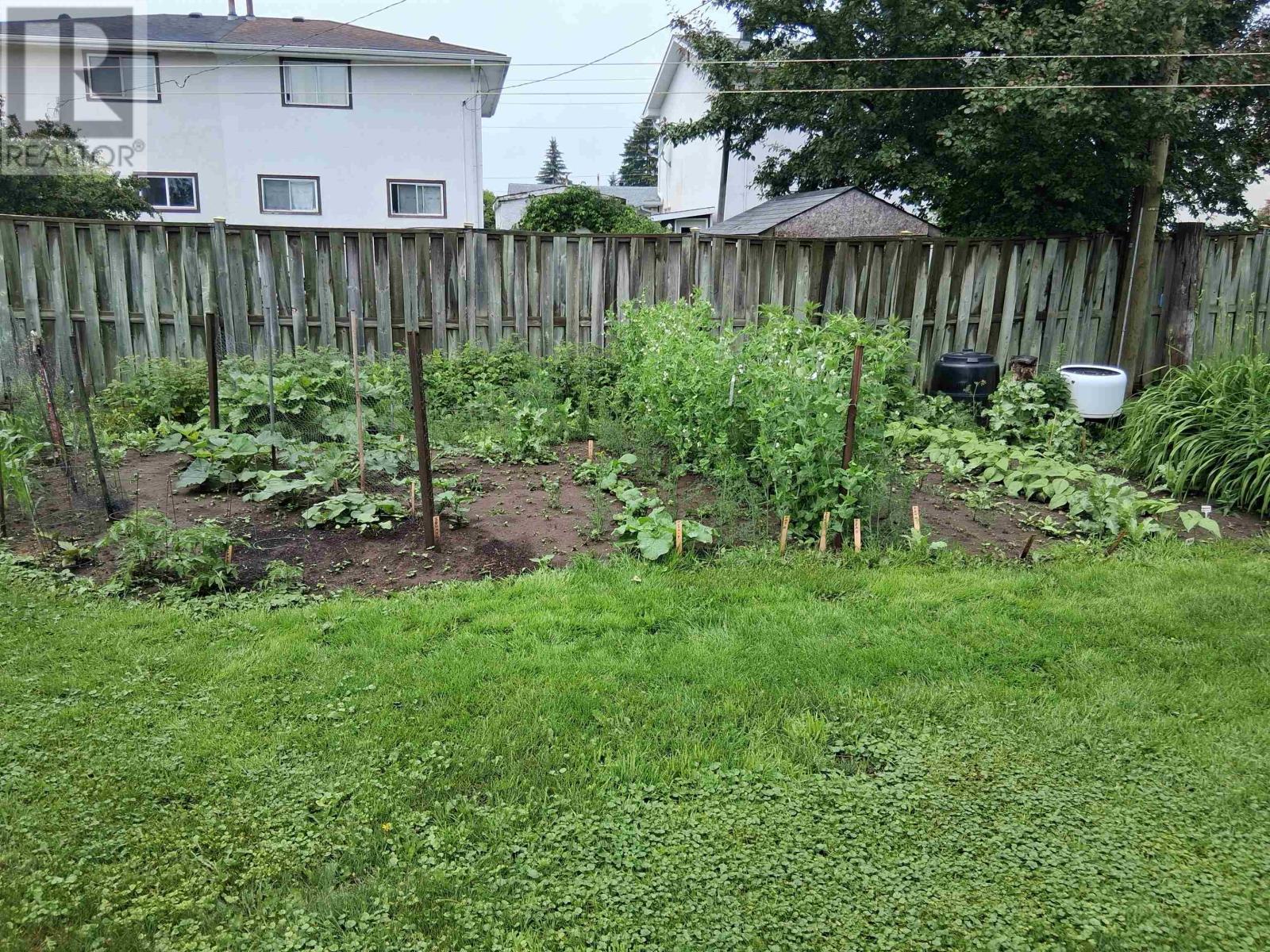 467 Sycamore Pl, Thunder Bay, Ontario  P7C 1X3 - Photo 45 - TB2600292