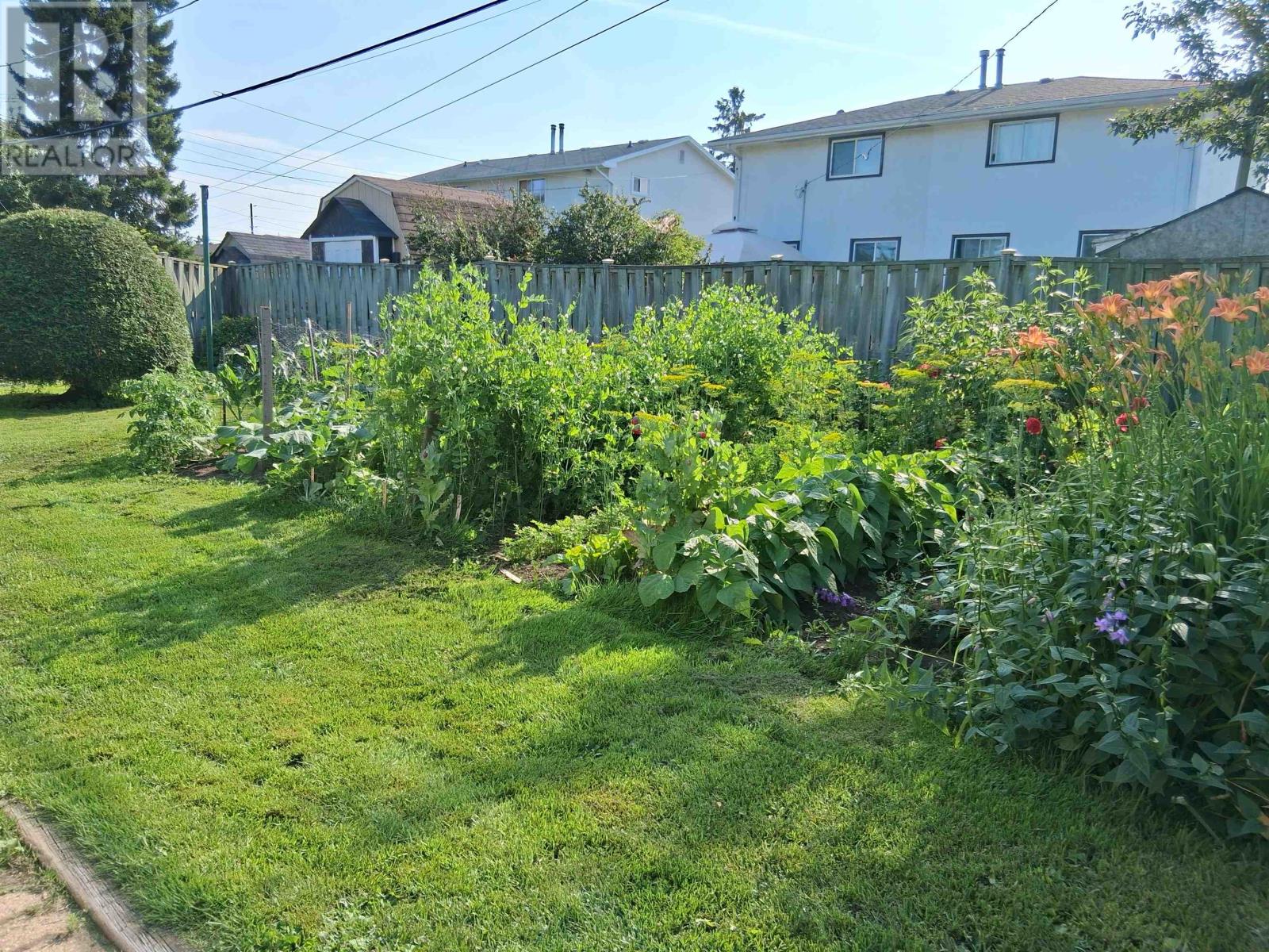 467 Sycamore Pl, Thunder Bay, Ontario  P7C 1X3 - Photo 47 - TB2600292