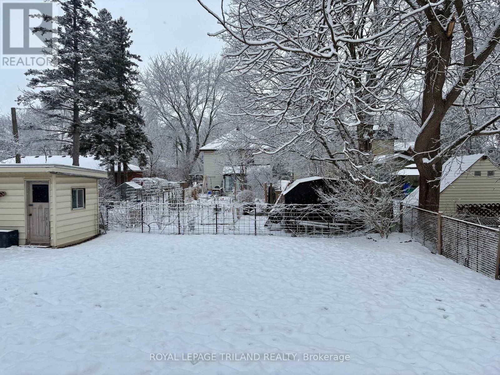 94 Queen Street, Thames Centre, Ontario  N0L 1G2 - Photo 26 - X12818152