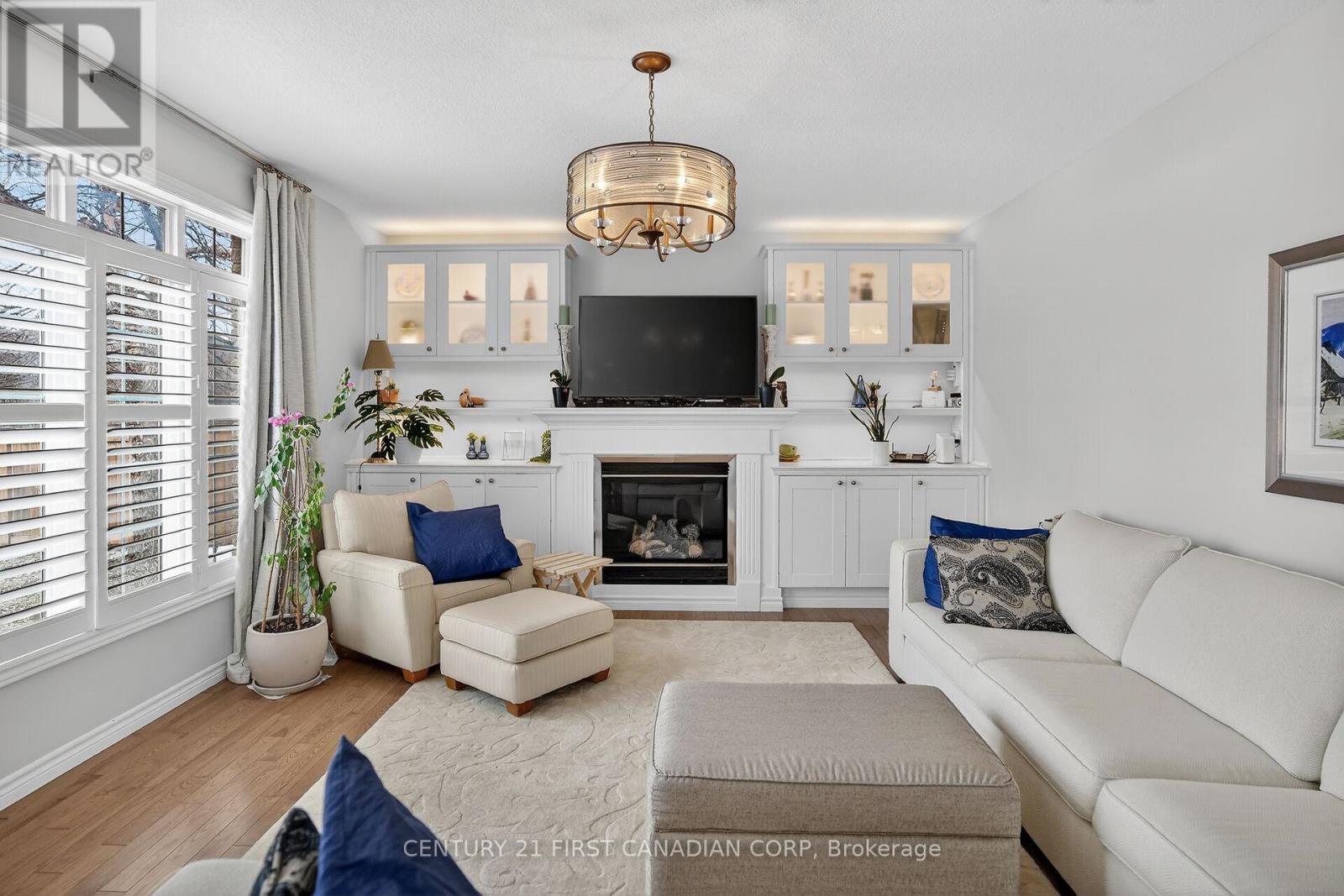 Photo 19 of 50 for 1983 Quarrier Road