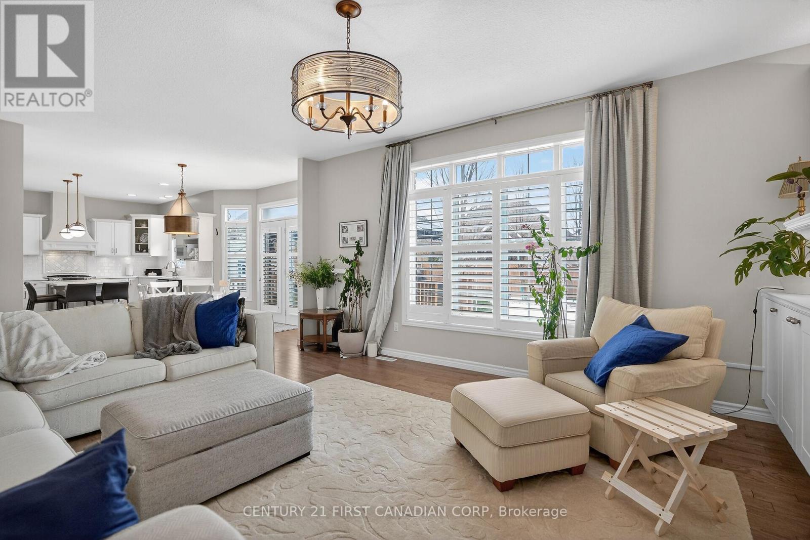 Photo 21 of 50 for 1983 Quarrier Road