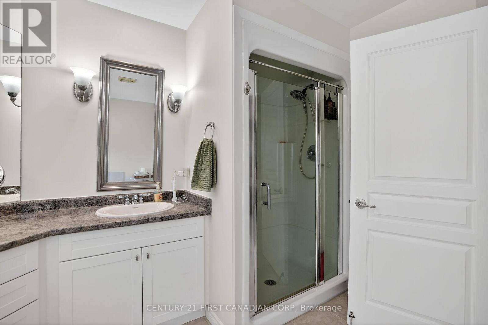 Photo 27 of 50 for 1983 Quarrier Road