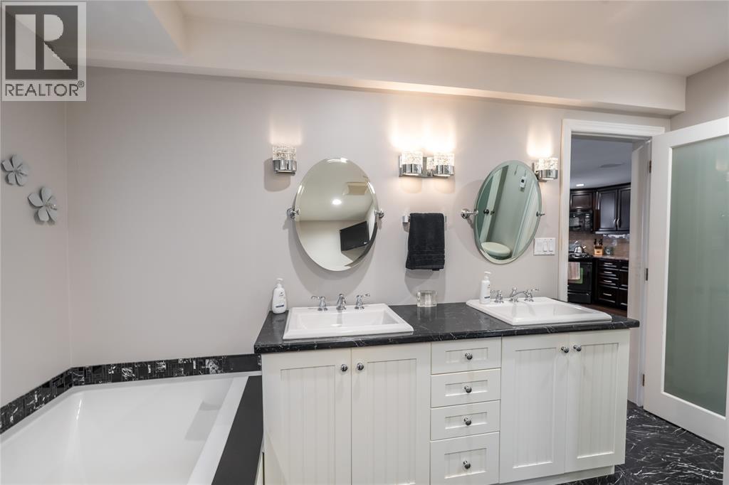 Lorem Ipsum Dolo, Wallaceburg, Ontario  N8A  - Photo 15 - DEMO29396947