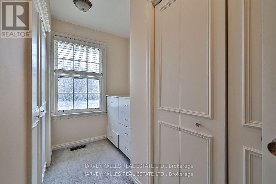 38 Fifeshire Road, Toronto, Ontario  M2L 2G6 - Photo 20 - C12818298