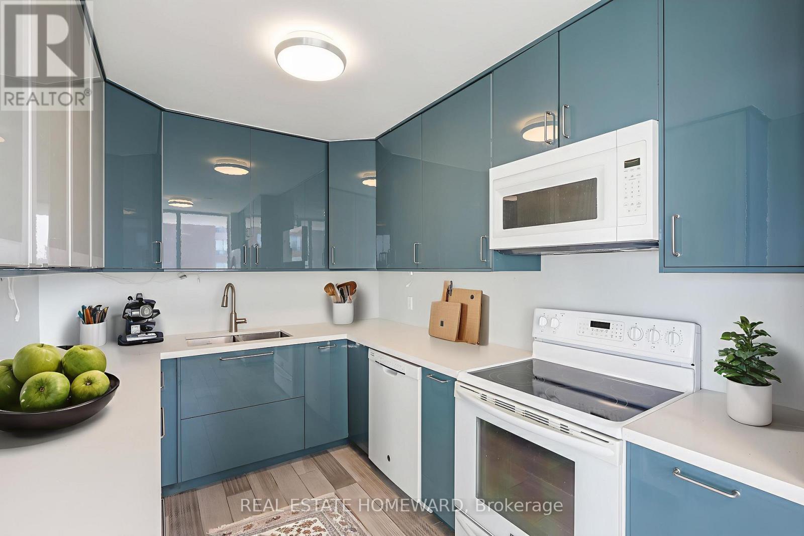 1901 - 195 Wynford Drive, Toronto, Ontario  M3C 3P3 - Photo 9 - C12818380