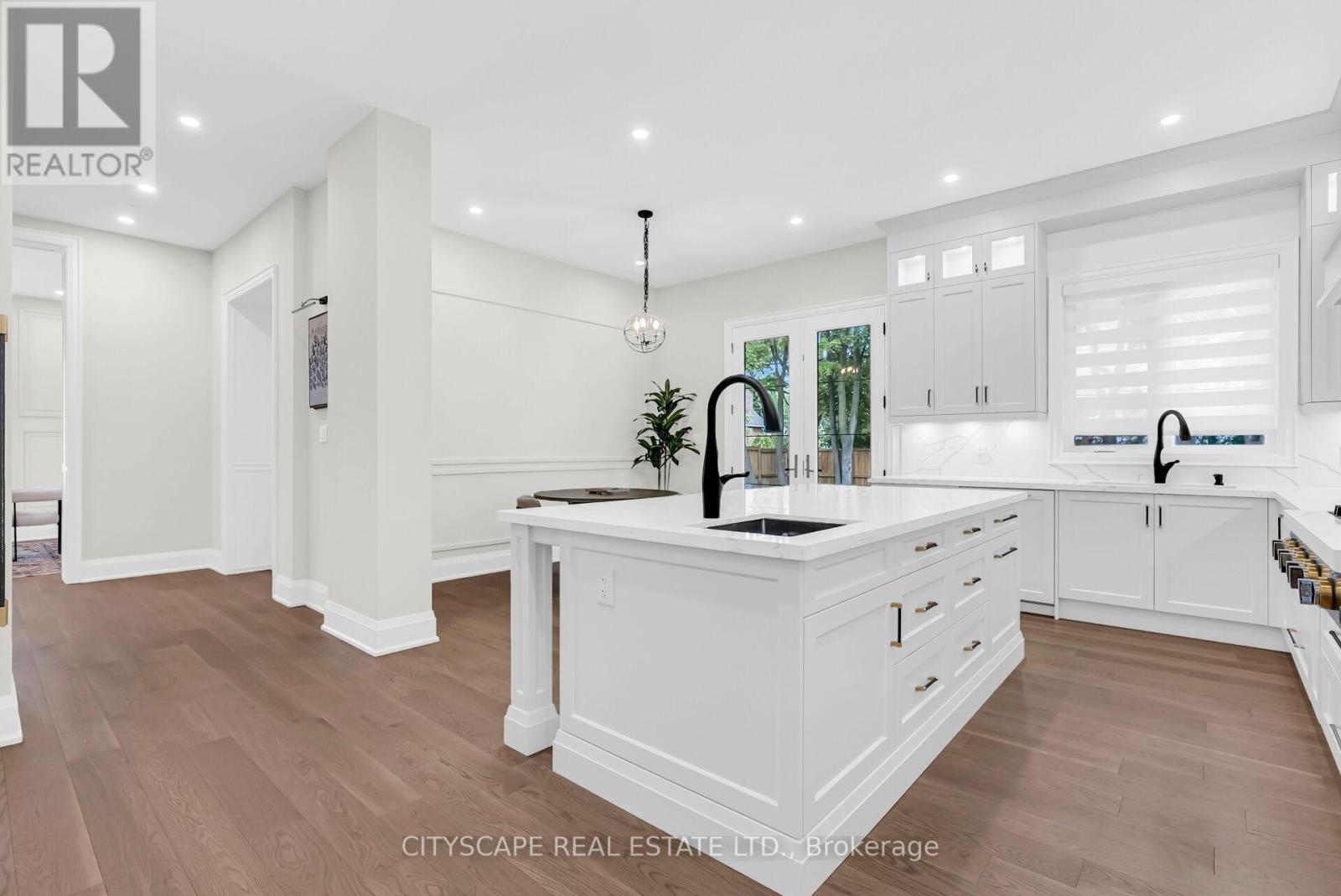 140 Hillmount Avenue, Toronto, Ontario  M6B 1X8 - Photo 18 - C12818384