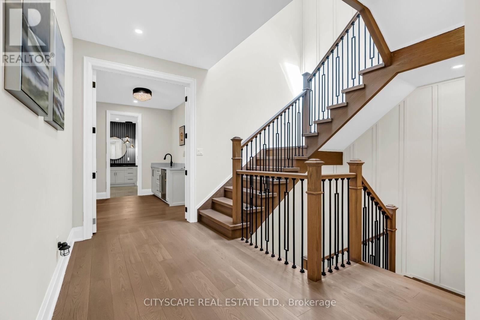 140 Hillmount Avenue, Toronto, Ontario  M6B 1X8 - Photo 21 - C12818384