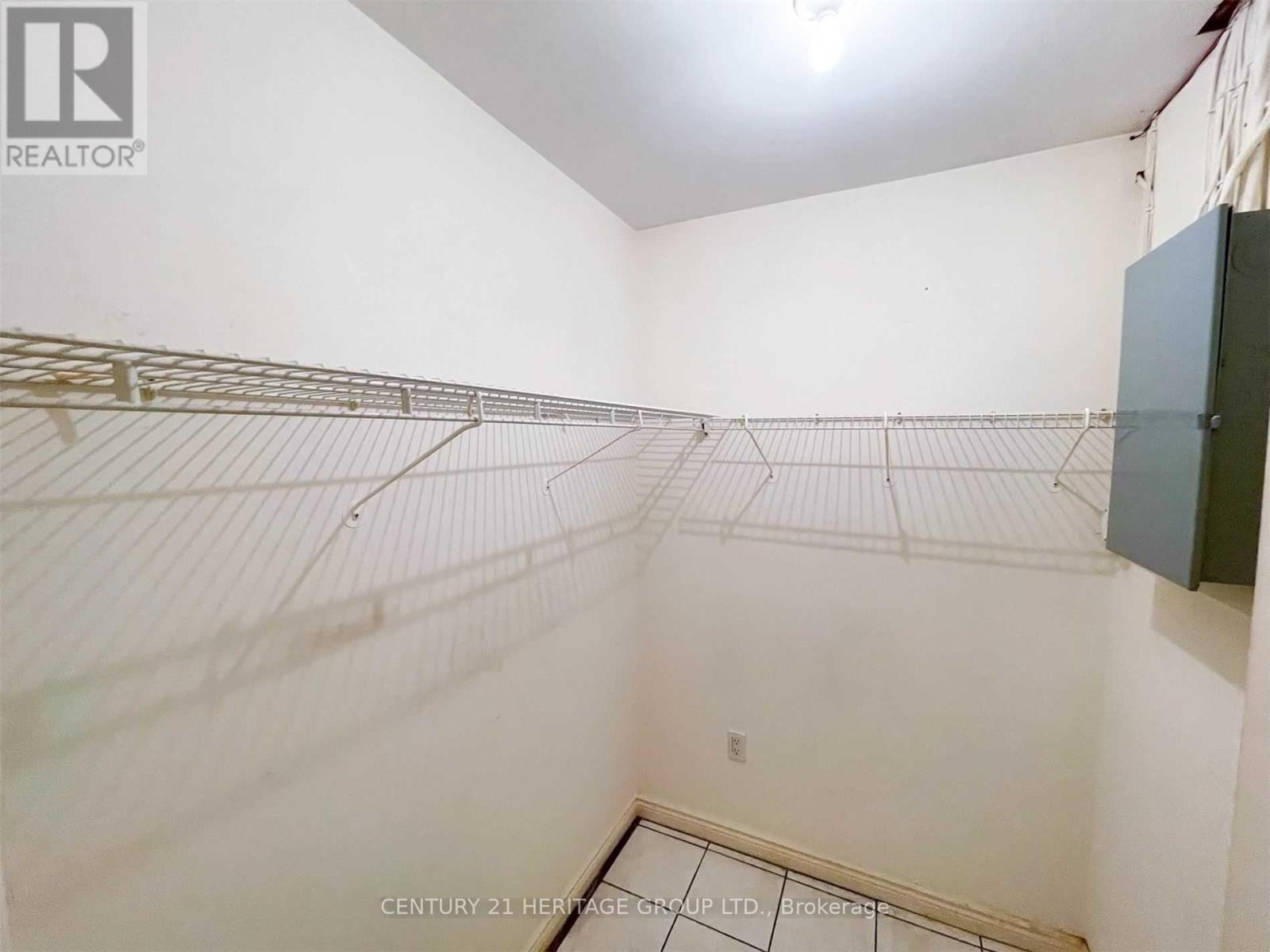 Lower - 11 Tournament Drive, Toronto (St. Andrew-Windfields), Ontario  M2P 1K1 - Photo 2 - C12818476