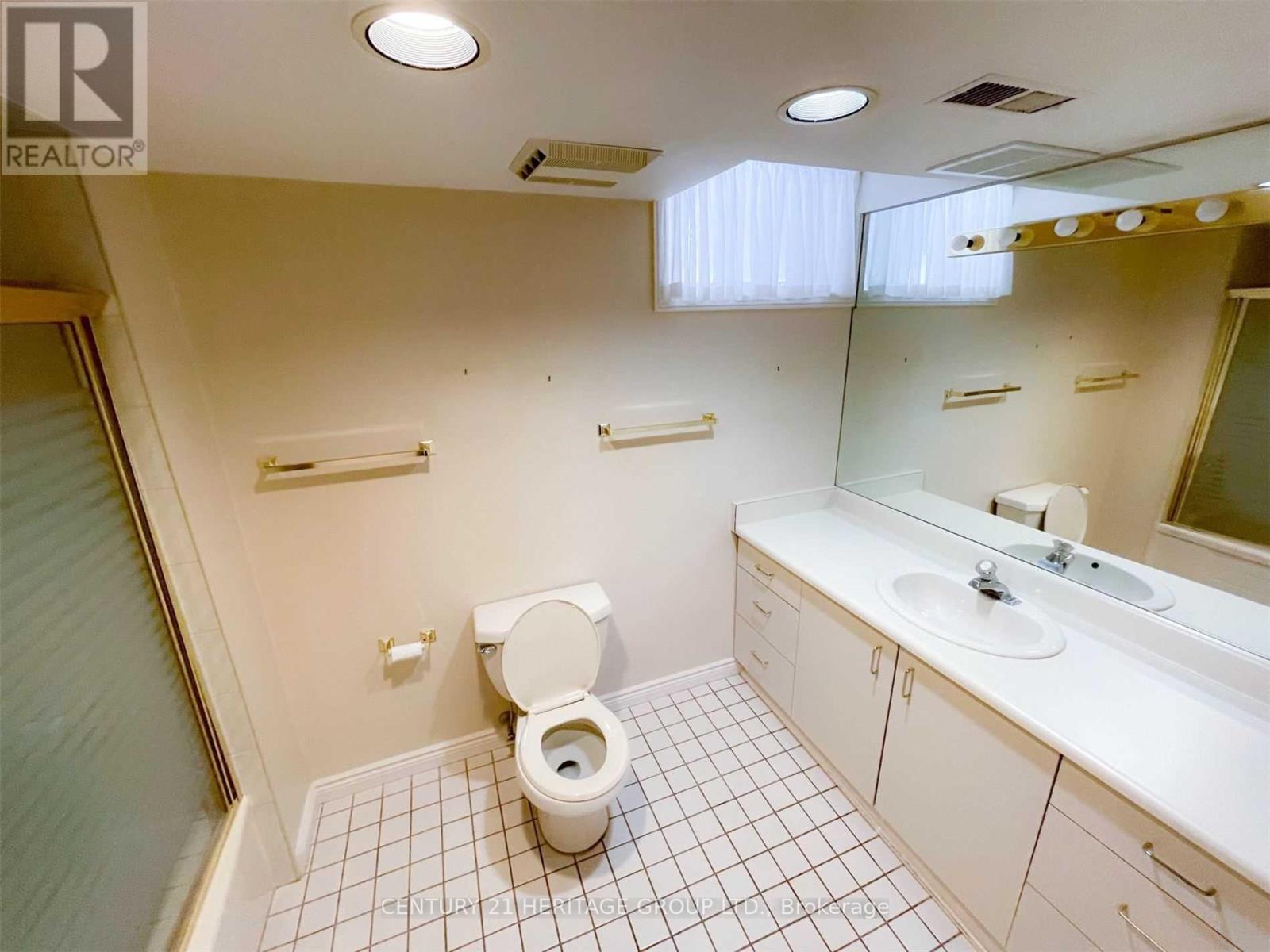 Lower - 11 Tournament Drive, Toronto (St. Andrew-Windfields), Ontario  M2P 1K1 - Photo 4 - C12818476