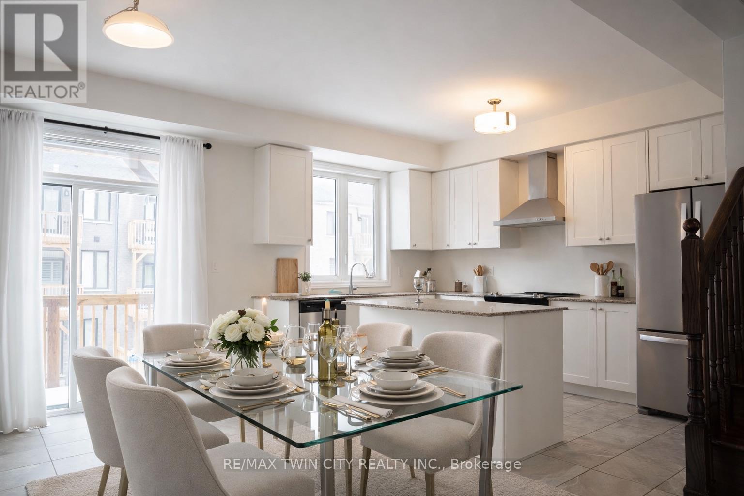 61 Douet Lane, Ajax (South East), Ontario  L1Z 0V4 - Photo 3 - E12818294