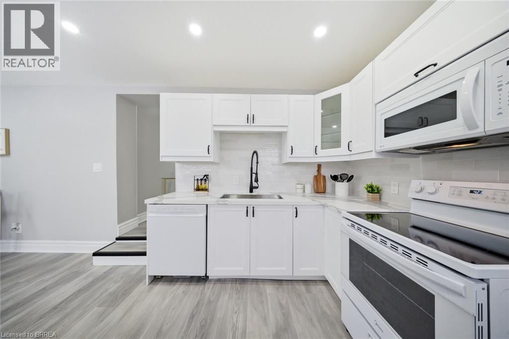 13 Salisbury Avenue, Brantford, Ontario  N3S 1M6 - Photo 18 - 40806130