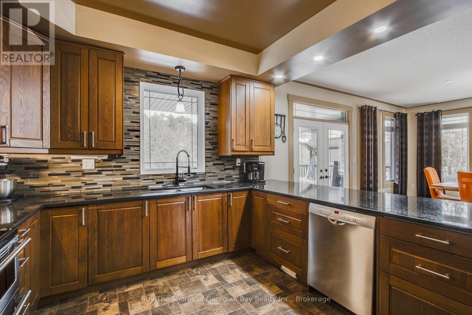 399 Dawson's Side Road, Tiny, Ontario  L0K 2T0 - Photo 12 - S12412400