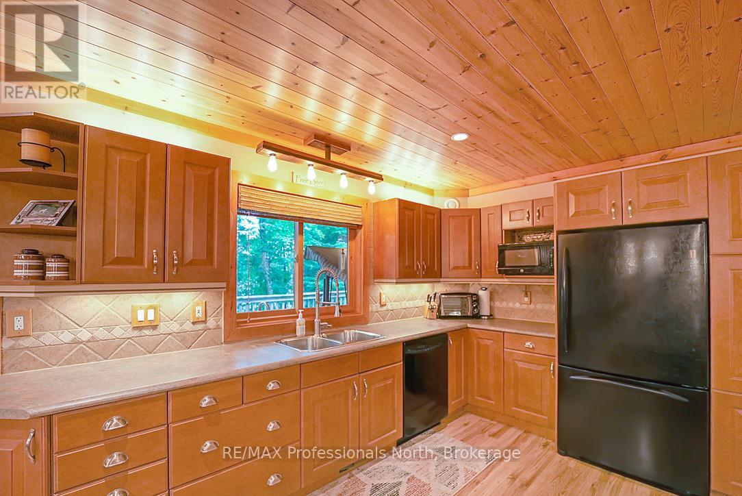 2272 Minnicock Lake Road, Highlands East, Ontario  K0M 1S0 - Photo 15 - X11960909