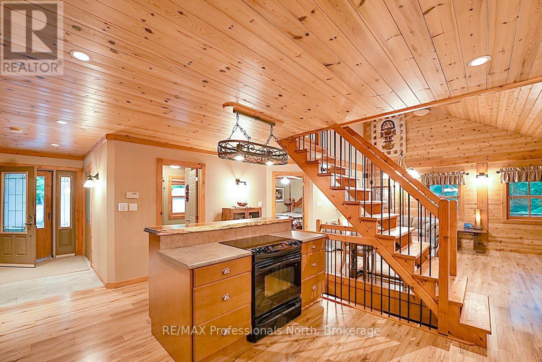 2272 Minnicock Lake Road, Highlands East, Ontario  K0M 1S0 - Photo 14 - X11960909