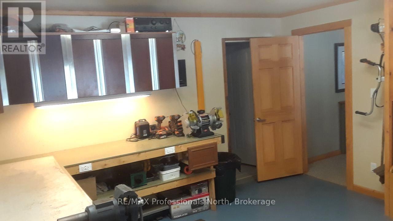2272 Minnicock Lake Road, Highlands East, Ontario  K0M 1S0 - Photo 36 - X11960909