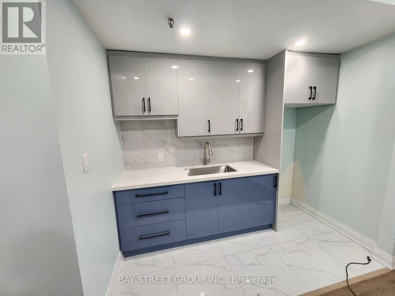 15 - 825 Denison Street, Markham, Ontario  L3R 5E4 - Photo 4 - N12818258