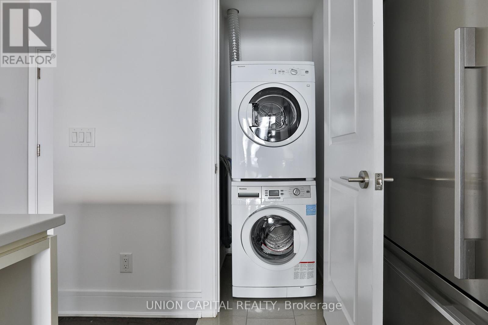 Ph1103 - 9191 Yonge Street, Richmond Hill, Ontario  L4C 1E2 - Photo 11 - N12818270