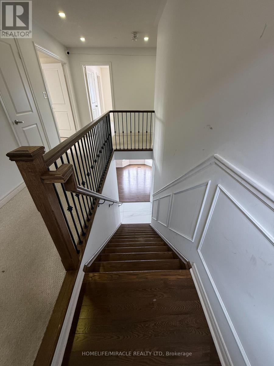 277 Gibson Circle, Bradford West Gwillimbury, Ontario  L3Z 0X2 - Photo 14 - N12818282