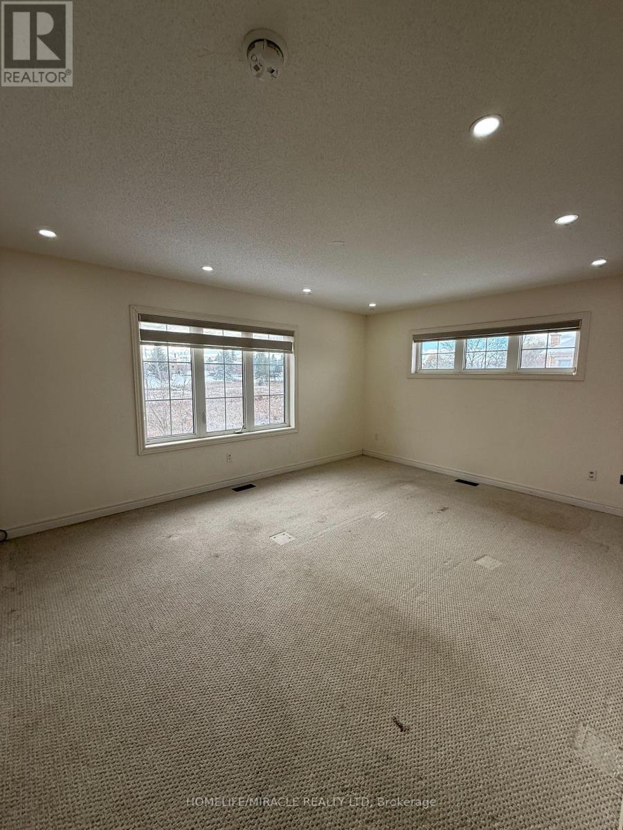 277 Gibson Circle, Bradford West Gwillimbury, Ontario  L3Z 0X2 - Photo 15 - N12818282