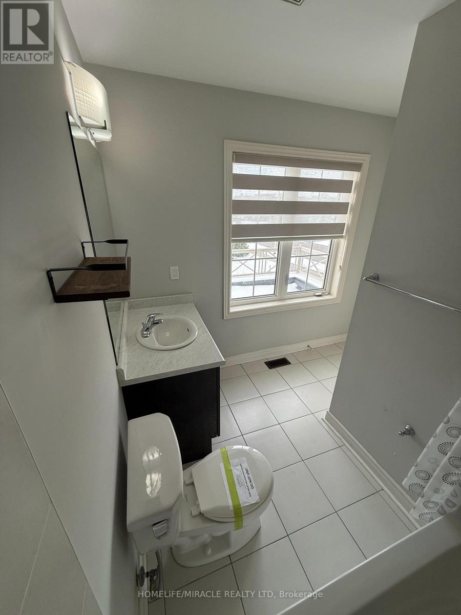 277 Gibson Circle, Bradford West Gwillimbury, Ontario  L3Z 0X2 - Photo 20 - N12818282