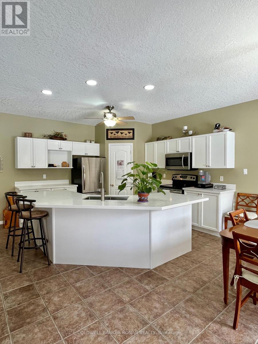 22 Chantler Road, New Tecumseth, Ontario  L9R 2E1 - Photo 8 - N12818308