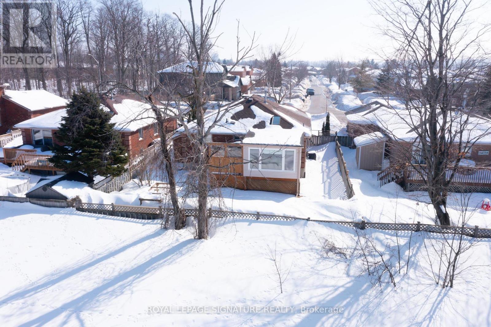 110 Hanmer Street W, Barrie, Ontario  L4N 7T6 - Photo 39 - S12818300