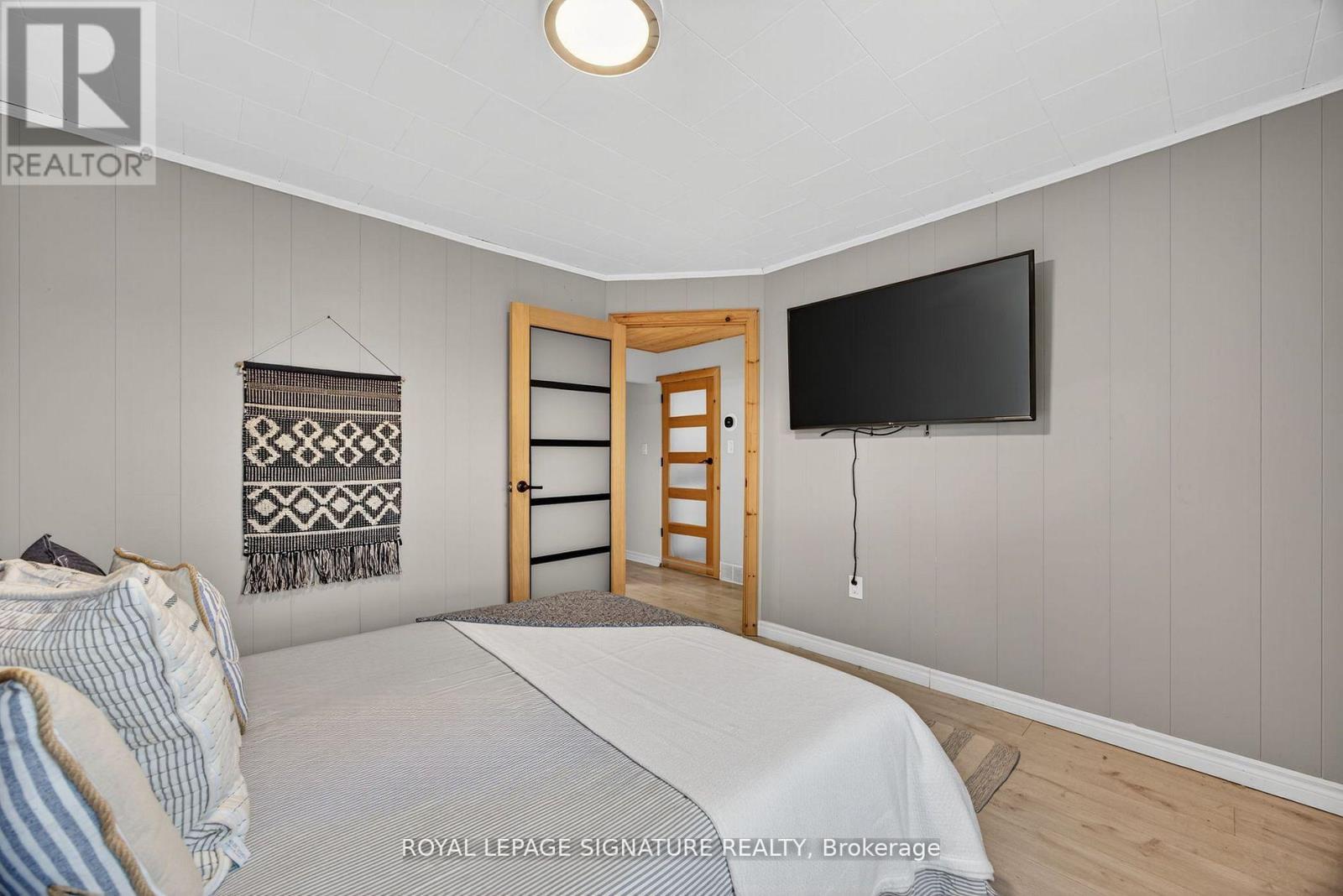 57 Maria Street, Penetanguishene, Ontario  L9M 1L3 - Photo 4 - S12818404