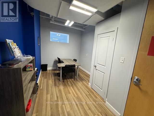 6 George Street, Brampton, Ontario  L6Y 1P1 - Photo 5 - W12803728