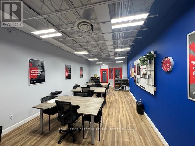 6 George Street, Brampton, Ontario  L6Y 1P1 - Photo 6 - W12803728