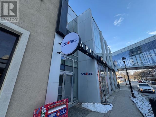 6 GEORGE STREET, Brampton, Ontario